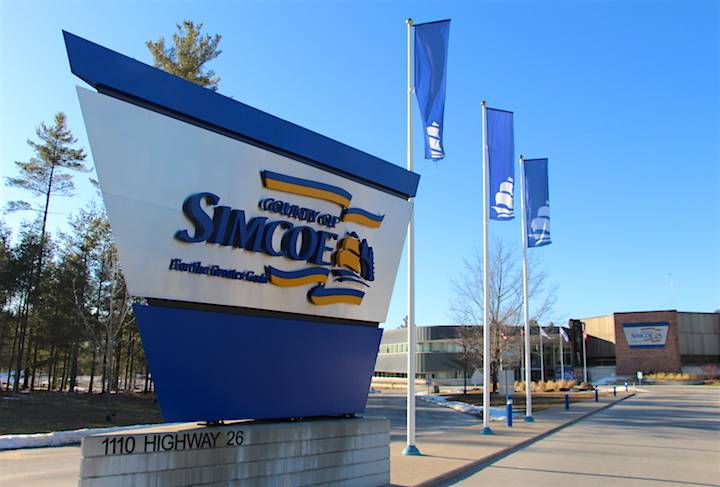 Simcoe County to become majority owner of the Lake Simcoe Regional Airport